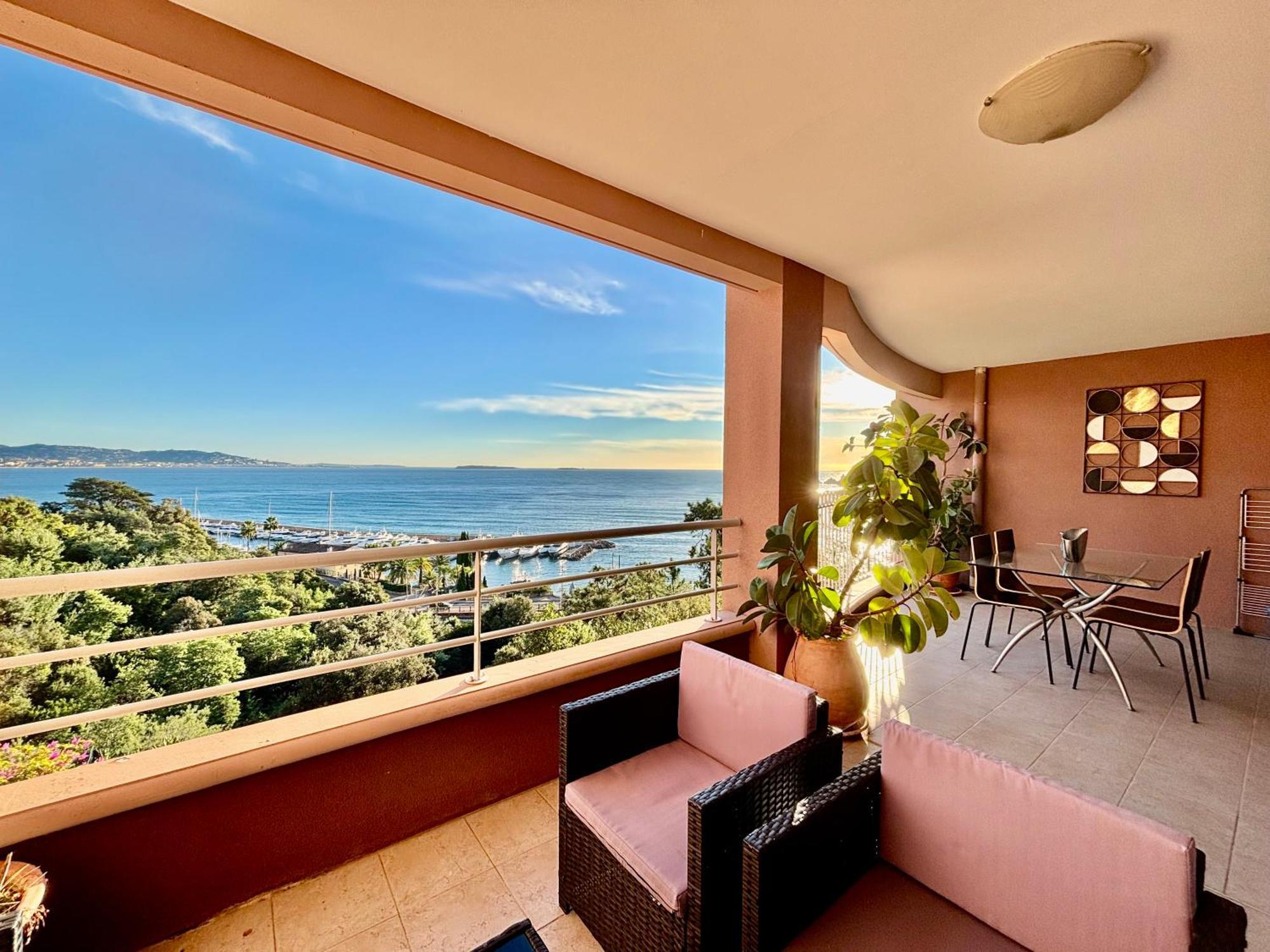 Ferienwohnung Superbe 3 Pieces Sur La Baie De Theoule Exterior foto